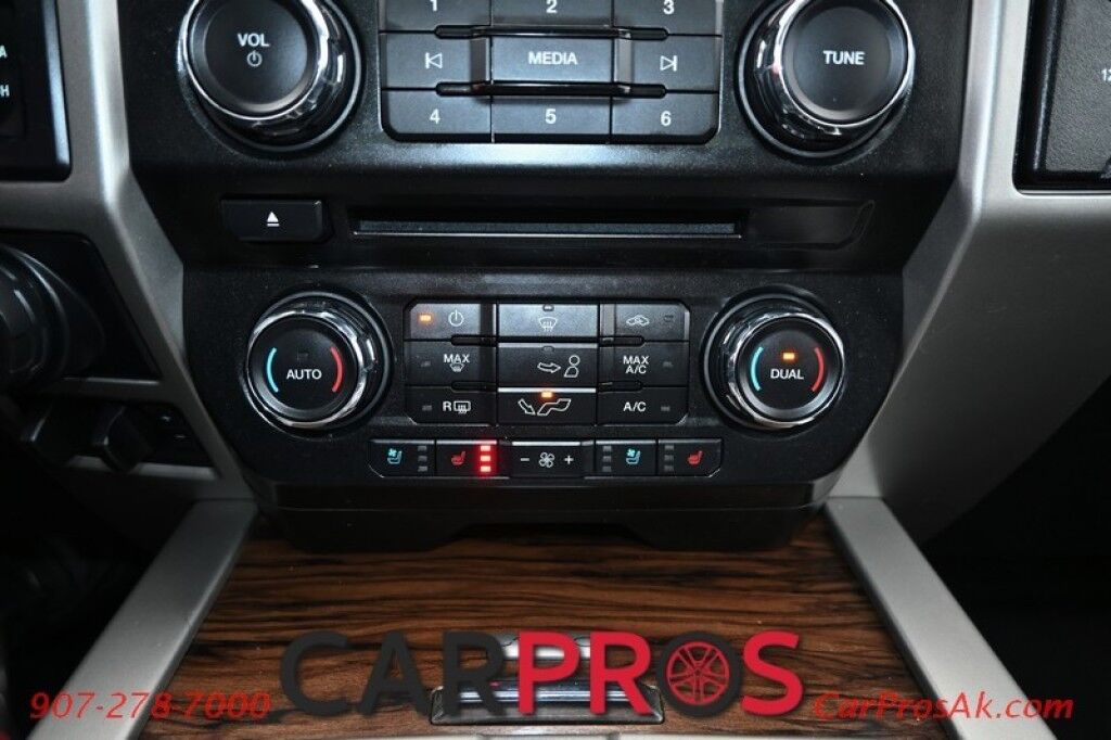 2018 Ford F-150 Lariat - 4X4 - Crew Cab - FX4 Off Road Pkg - Chrome Appearance Pkg - Heated & Cooled Leather Seats - Remote Start - Twin Panel Moonroof - Navigation - Max Trailer Tow Pkg - 1 Owner Anchorage AK