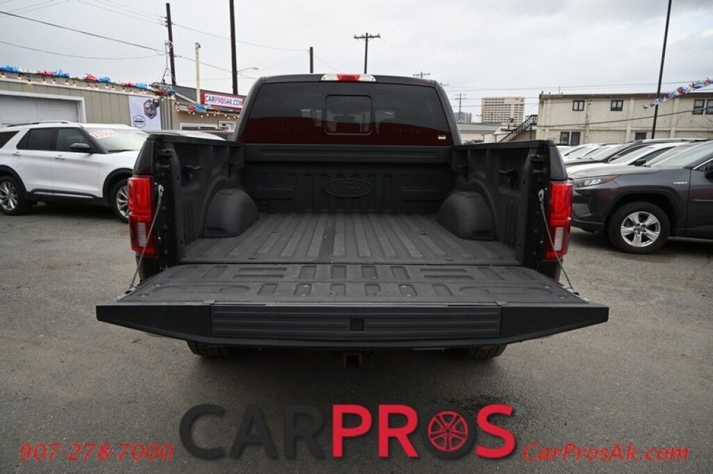 2018 Ford F-150 Lariat - 4X4 - Crew Cab - FX4 Off Road Pkg - Chrome Appearance Pkg - Heated & Cooled Leather Seats - Remote Start - Twin Panel Moonroof - Navigation - Max Trailer Tow Pkg - 1 Owner Anchorage AK