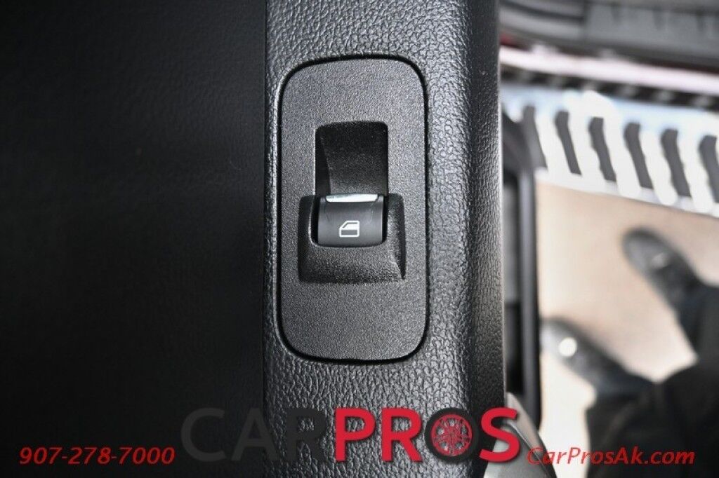 2018 Ford F-150 Lariat - 4X4 - Crew Cab - FX4 Off Road Pkg - Chrome Appearance Pkg - Heated & Cooled Leather Seats - Remote Start - Twin Panel Moonroof - Navigation - Max Trailer Tow Pkg - 1 Owner Anchorage AK