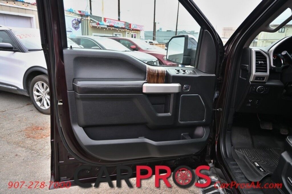 2018 Ford F-150 Lariat - 4X4 - Crew Cab - FX4 Off Road Pkg - Chrome Appearance Pkg - Heated & Cooled Leather Seats - Remote Start - Twin Panel Moonroof - Navigation - Max Trailer Tow Pkg - 1 Owner Anchorage AK