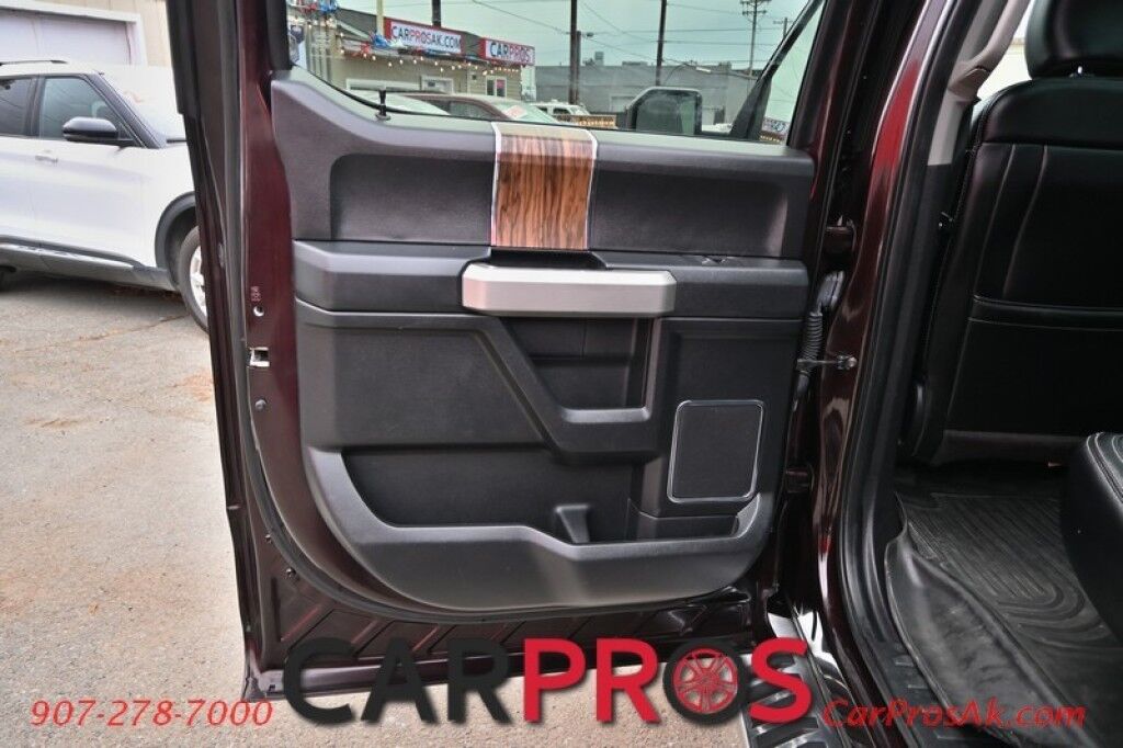 2018 Ford F-150 Lariat - 4X4 - Crew Cab - FX4 Off Road Pkg - Chrome Appearance Pkg - Heated & Cooled Leather Seats - Remote Start - Twin Panel Moonroof - Navigation - Max Trailer Tow Pkg - 1 Owner Anchorage AK