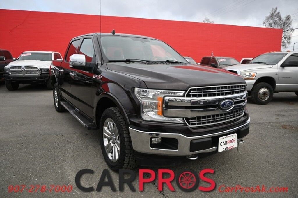 2018 Ford F-150 Lariat- 3.5L V6 Ecoboost - 4X4 - Crew Cab - Front Heated & Cooled Seats - Remote Start - Block Heater - Twin Panel Moonroof - FX4 Off Road Package - Fog Lights - Spray In Bedliner - Max Trailer Tow Package - 1 Owner