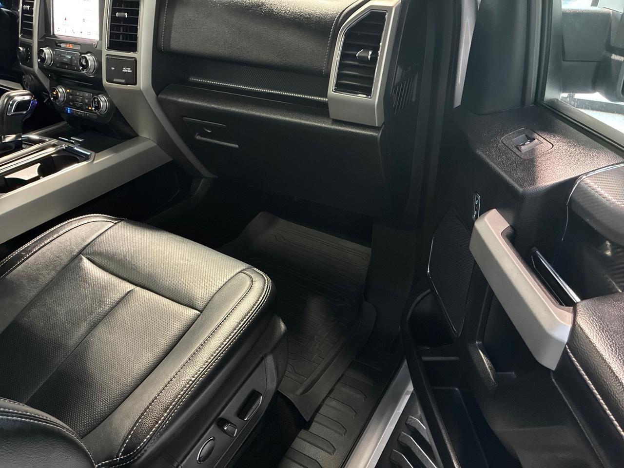 2018 Ford F-150 Lariat, 5.0 V8, 4x4, 502A Luxury Pkg, Pano Roof, FX4, Tow, 36 Gallon Tank Houston TX