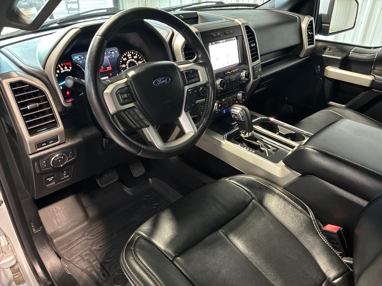 2018 Ford F-150 Lariat, 5.0 V8, 4x4, 502A Luxury Pkg, Pano Roof, FX4, Tow, 36 Gallon Tank Houston TX