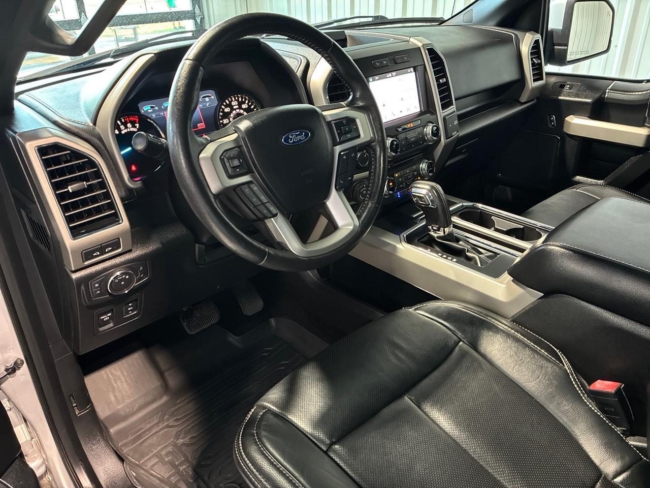 2018 Ford F-150 Lariat, 5.0 V8, 4x4, 502A Luxury Pkg, Pano Roof, FX4, Tow, 36 Gallon Tank Houston TX