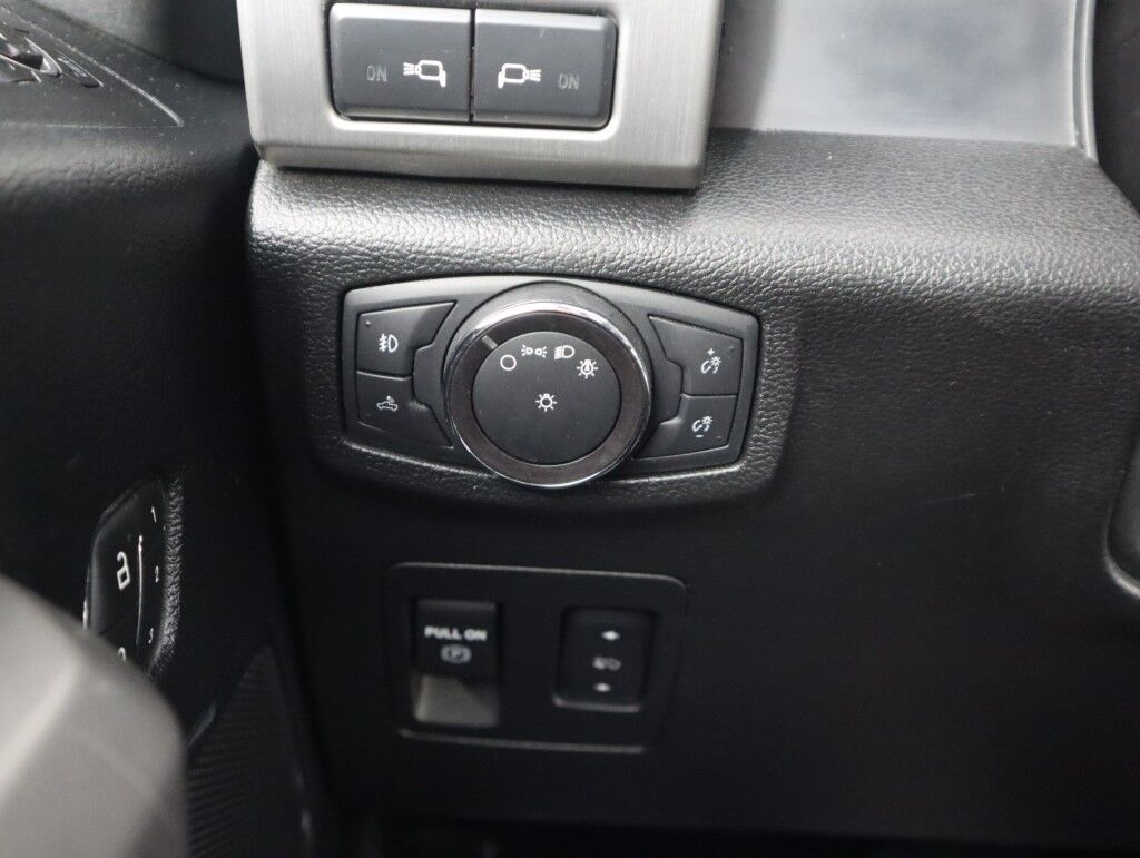 2018 Ford F-150 Platinum 4WD SuperCrew 5.5&apos; Box Maumee OH