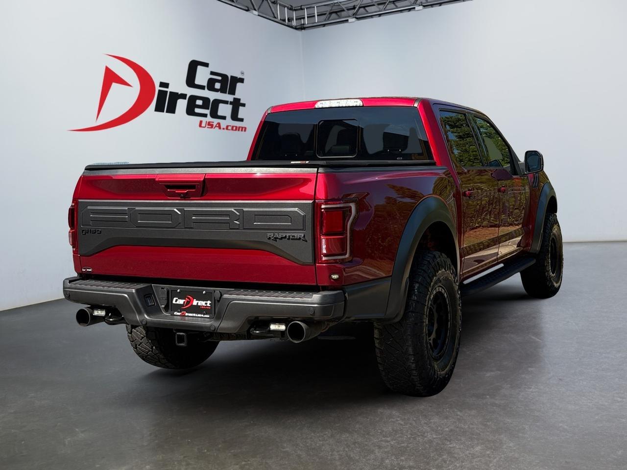 2018 Ford F-150 Raptor, PANORAMIC MOONROOF, SOFT TONNEAU COVER, RUNNING BOARDS, FENDER FLARES, LIFTED, CUSTOM METHOD WHEELS, 360 BACKUP CAMERA, BLIND SPOT LAERT, FORWARD COLLISION ALERT, RUNNING BOARDS, RIDE THE ROAD IN A RAPTOR!