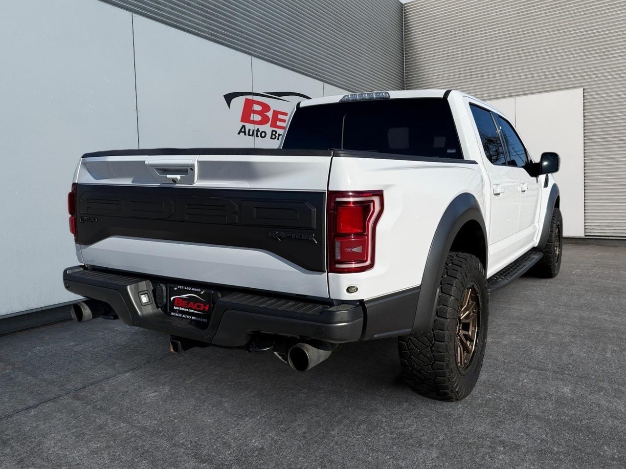 2018 Ford F-150 Raptor, RUNNING BOARDS, TOW PACKAGE, POWER REAR SLIDING WINDOW, BACKUP CAMERA, HEATED STEERING WHEEL, 4X4, TWIN PANEL MOONROOF, CLEAN CARFAX, OWN THE ROAD WITH THIS RAPTOR! Norfolk VA