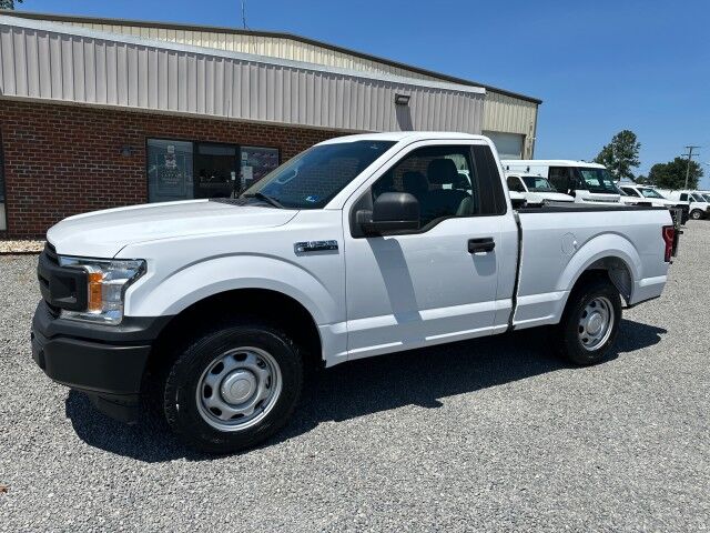2018 Ford F-150 XL Reg Cab / Short Bed w/ Liftgate