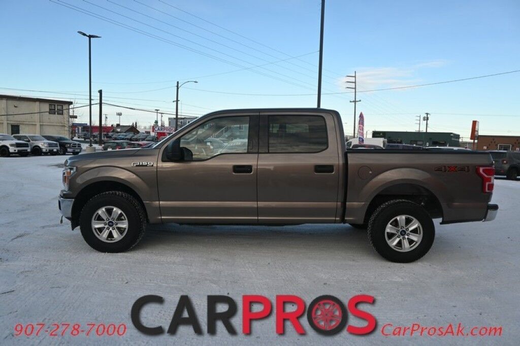 2018 Ford F-150 XLT - 4X4 - 3.5L V6 Ecoboost - Power Windows & Locks - Keyless Entry - Bluetooth - Backup Camera - Aluminum Wheels - Block Heater - Bedliner - Tow Package