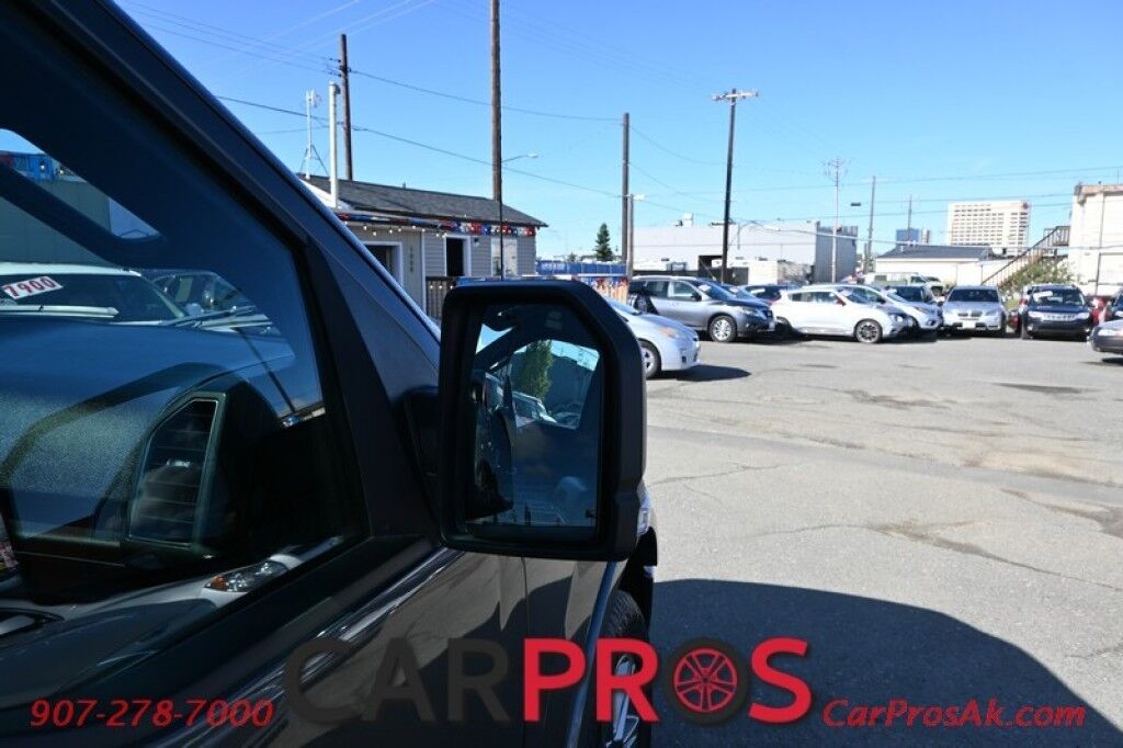 2018 Ford F-150 XLT - 5.0L V8 - Crew Cab - FX4 Off Road Package - 4X4 - Block Heater - Power & Heated Cloth Seats - Remote Start - Twin Panel Moonroof - Trailer Brake Controller - Bedliner - Tow Package Anchorage AK