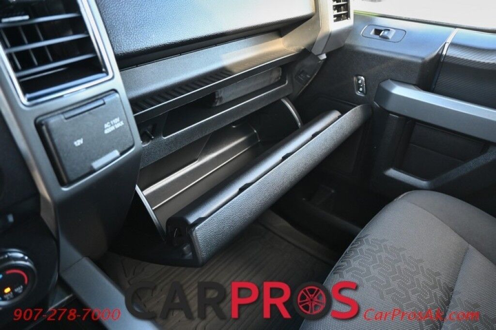 2018 Ford F-150 XLT - 5.0L V8 - Crew Cab - FX4 Off Road Package - 4X4 - Block Heater - Power & Heated Cloth Seats - Remote Start - Twin Panel Moonroof - Trailer Brake Controller - Bedliner - Tow Package Anchorage AK