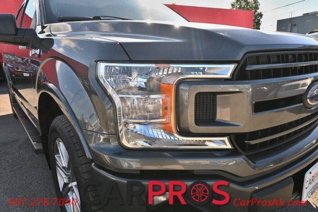 2018 Ford F-150 XLT - 5.0L V8 - Crew Cab - FX4 Off Road Package - 4X4 - Block Heater - Power & Heated Cloth Seats - Remote Start - Twin Panel Moonroof - Trailer Brake Controller - Bedliner - Tow Package Anchorage AK