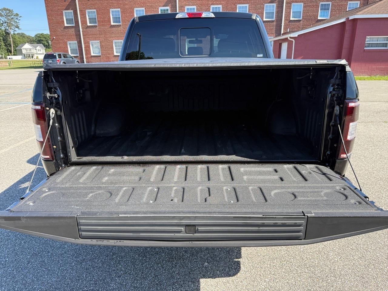 2018 Ford F-150 XLT, HEATED SEATS, BLUETOOTH, BED LINER, TONNEAU COVER, TOW PACKAGE, RUNNING BOARDS, POWER SLIDING REAR WINDOW, BACKUP CAMERA, POWER MIRRORS, MOONROOF, CLEAN CARFAX! Norfolk VA