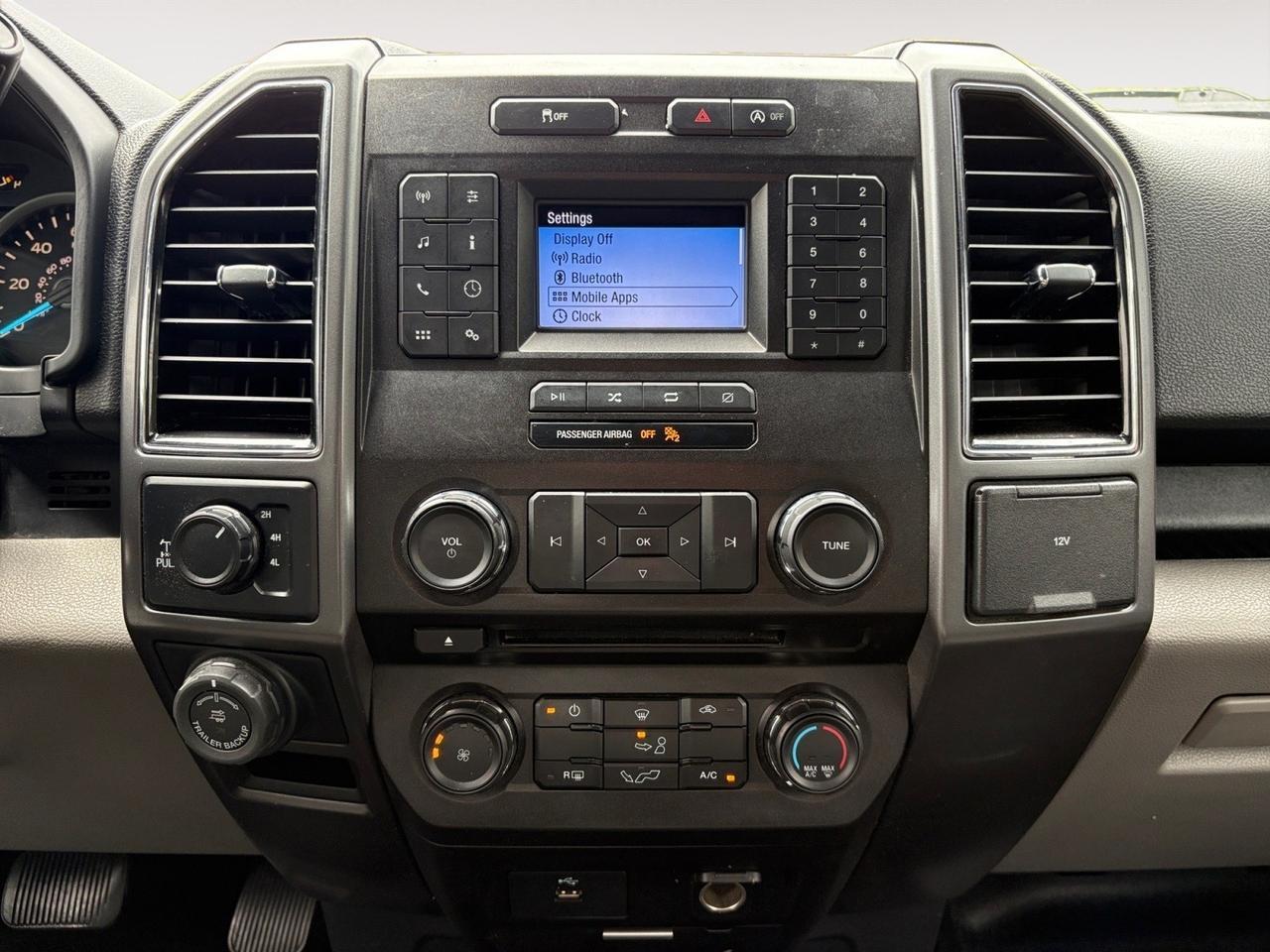 2018 Ford F-150 XLT, RUNNING BOARDS, AUTO START/STOP, BACKUP CAMERA WITH PARKING SENSORS, FLEX FUEL, TOW PACKAGE, POWER HEATED SEATS, CLEAN CARFAX, THIS FORD IS READY TO GET ON THE ROAD! Virginia Beach VA