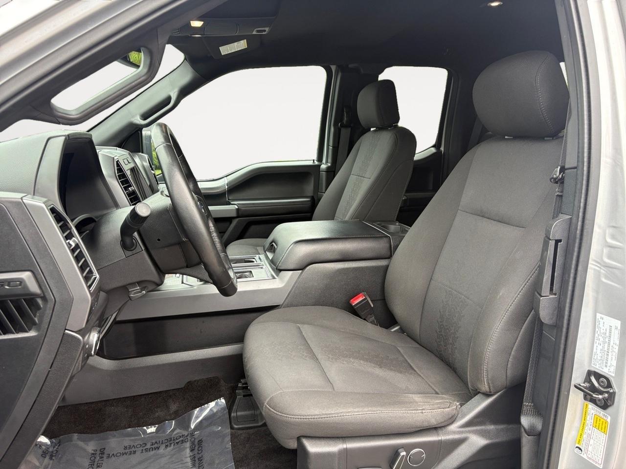 2018 Ford F-150 XLT SUPERCAB 4X4 5.0L COYOTE V8, NAVIGATION, BED LINER, TOW PACKAGE, RUNNING BOARDS, POWER REAR SLIDING WINDOW, BLIND SPOT ALERTS, HEATED SEATS, BACKUP CAMERA WITH PARKING SENSORS, LOW MILEAGE, ONLY 1 OWNER, COME TEST DRIVE TODAY! Virginia Beach VA