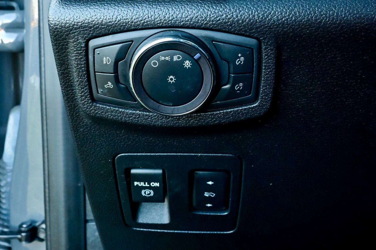 2018 Ford F-150 XLT, Sport Appearence Pkg, Navigation, Remote Start Springfield NJ