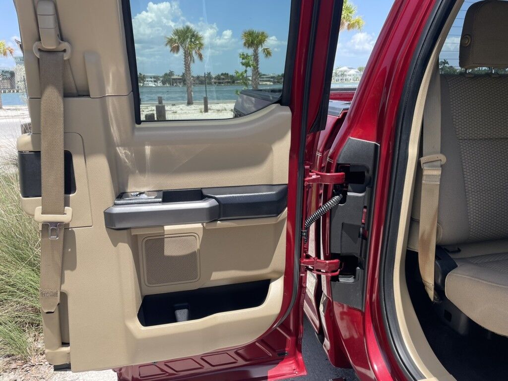 2018 Ford F-150 XLT~CLEAN CARFAX~VOICE ACTIVATED NAVIGATION~REMOTE START~POWER S Sarasota FL