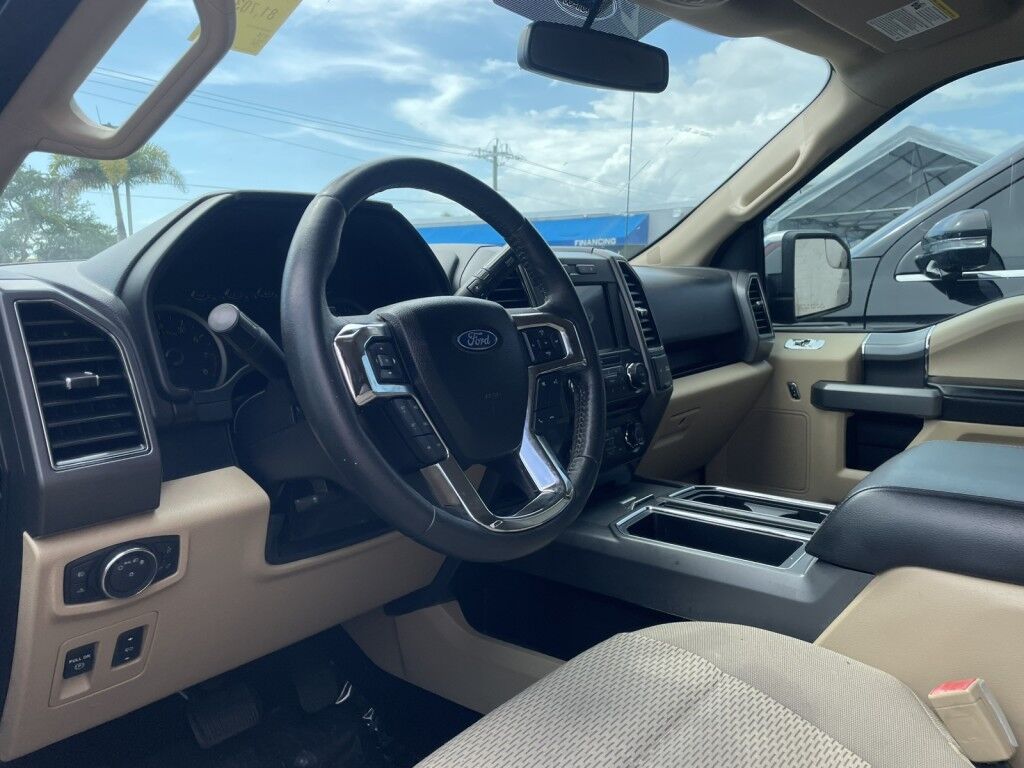 2018 Ford F-150 XLT~CLEAN CARFAX~VOICE ACTIVATED NAVIGATION~REMOTE START~POWER SLIDING REAR WINDOW~ONLINE FINANCE AND NAVIGATION!!!! Sarasota FL
