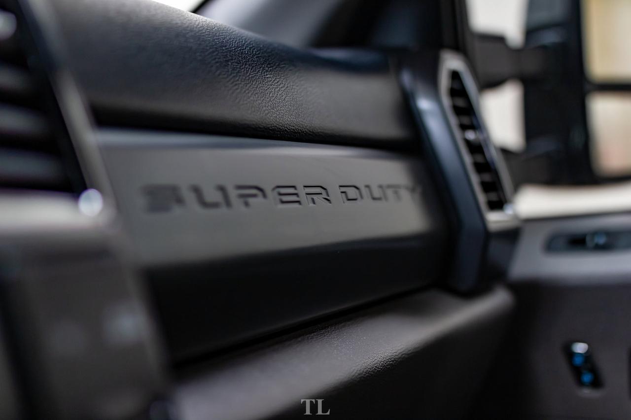 2018 Ford F-250 4x4 Crew Cab XLT BCam Lift Red Deer AB