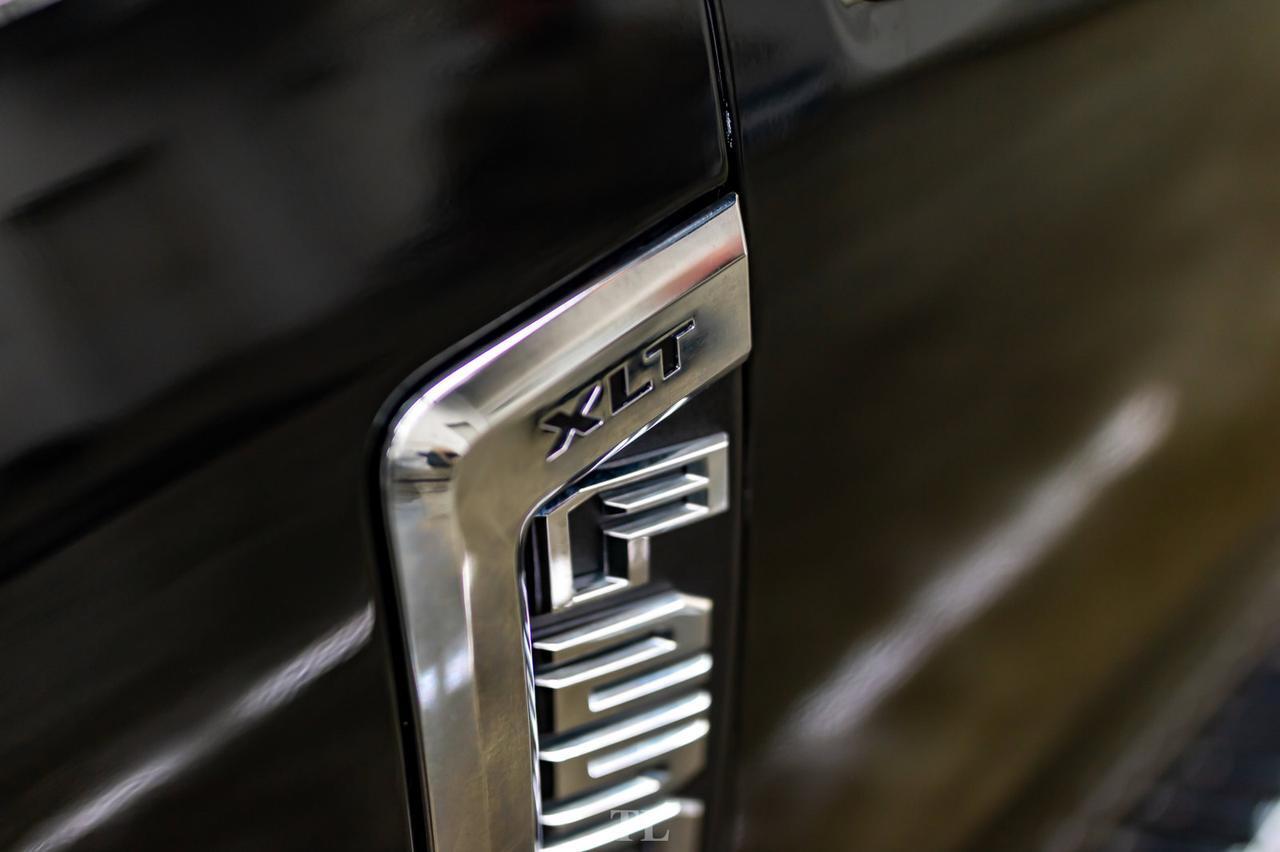 2018 Ford F-250 4x4 Crew Cab XLT BCam Lift Red Deer AB