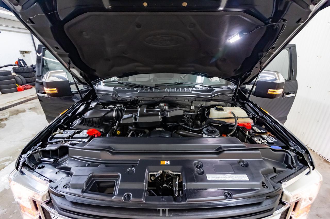 2018 Ford F-250 4x4 Crew Cab XLT BCam Lift Red Deer AB