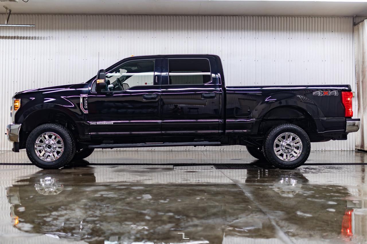 2018 Ford F-250 4x4 Crew Cab XLT Diesel Nav BCam Red Deer AB