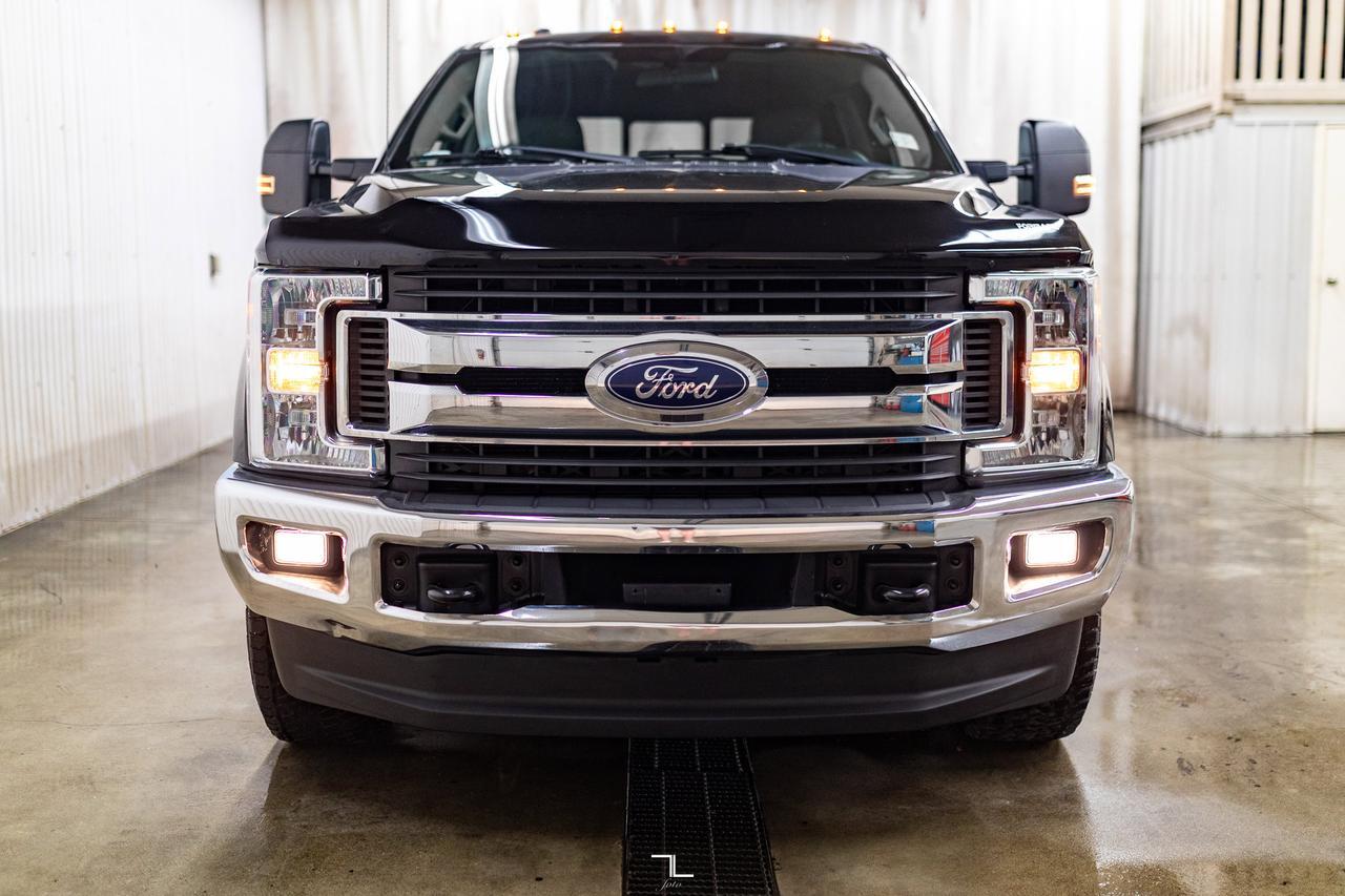 2018 Ford F-250 4x4 Crew Cab XLT Diesel Nav BCam Red Deer AB