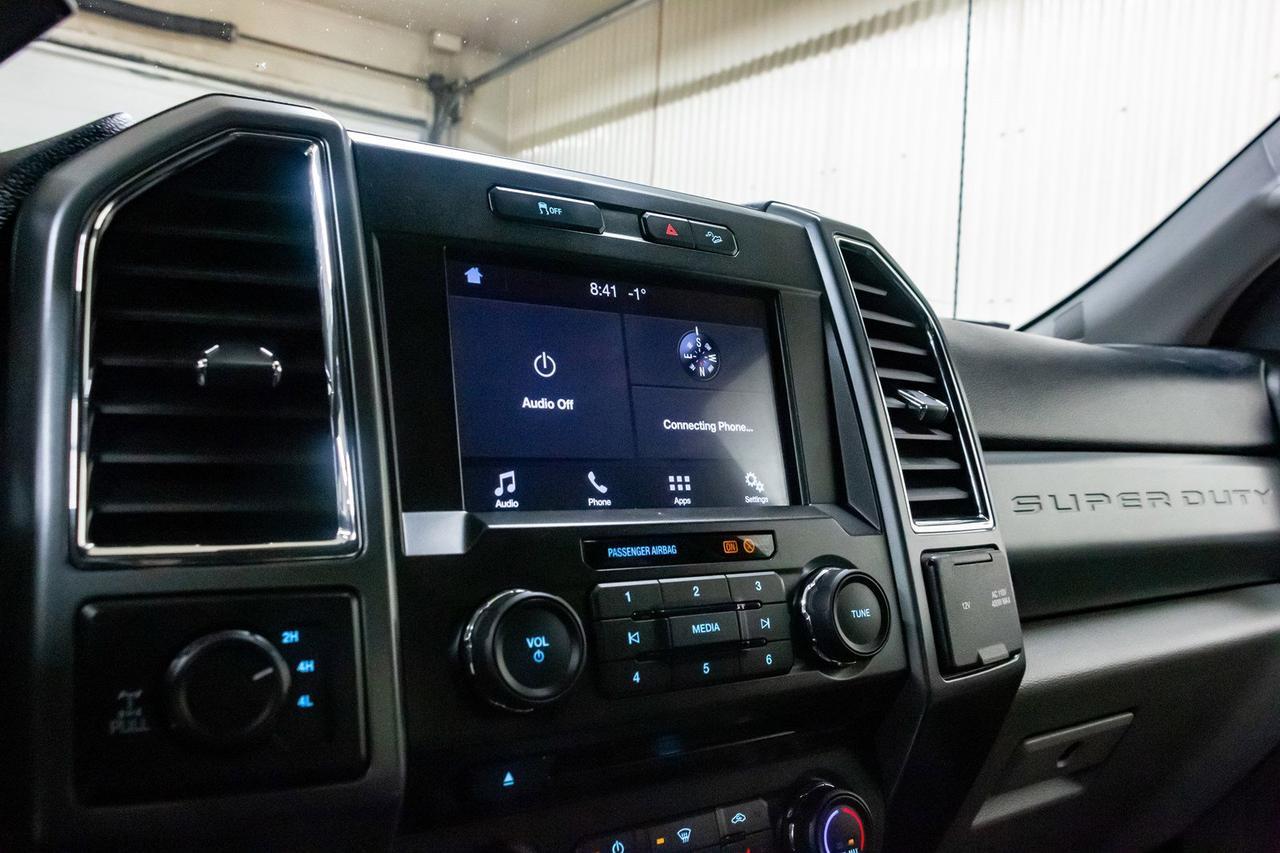 2018 Ford F-250 4x4 Crew Cab XLT FX4 BCam Red Deer AB