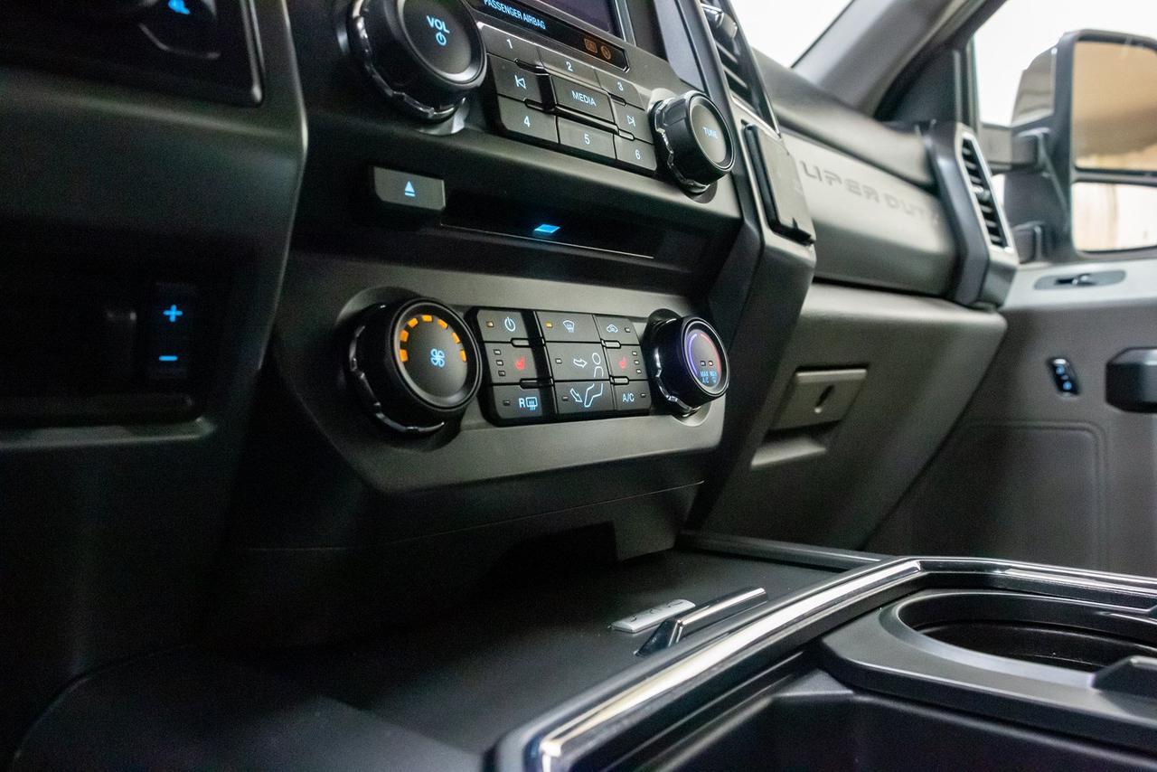 2018 Ford F-250 4x4 Crew Cab XLT FX4 BCam Red Deer AB