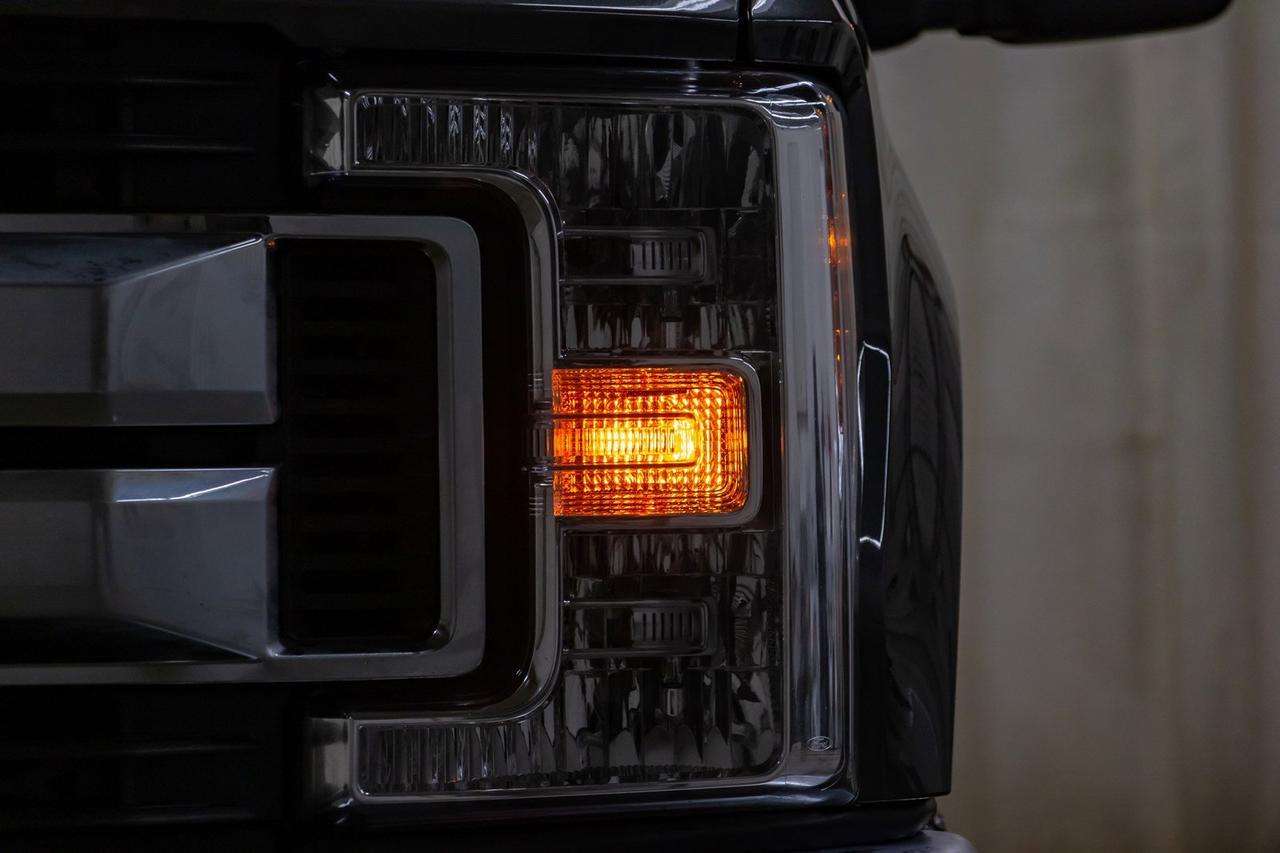 2018 Ford F-250 4x4 Crew Cab XLT Longbox BCam Red Deer AB