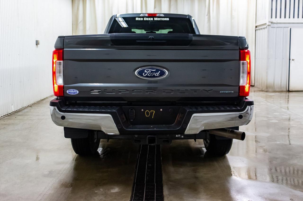 2018 Ford F-250 4x4 Crew Cab XLT Longbox BCam Red Deer AB