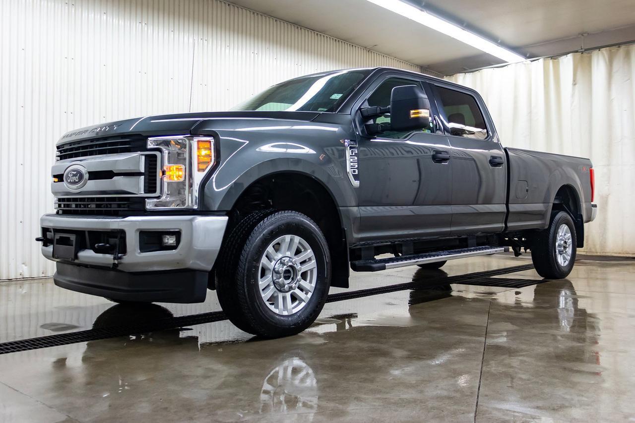 2018 Ford F-250 4x4 Crew Cab XLT Longbox BCam Red Deer AB