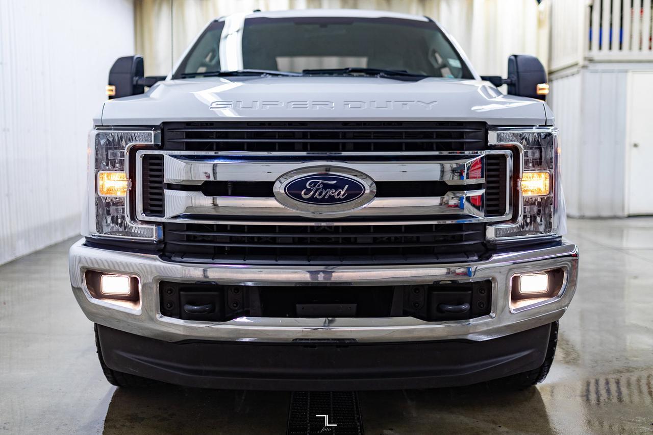 2018 Ford F-250 4x4 Crew Cab XLT Longbox PSeat BCam Red Deer AB