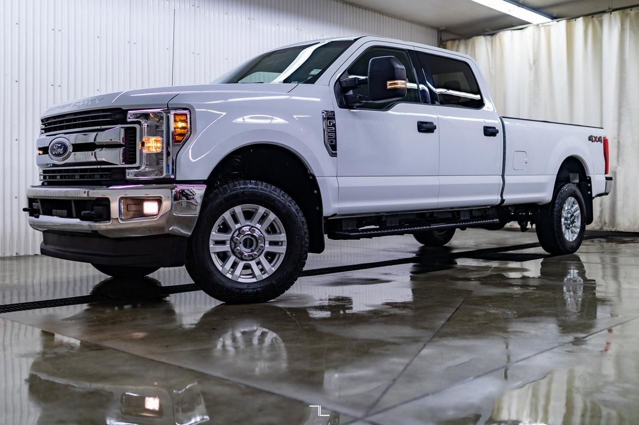 2018 Ford F-250 4x4 Crew Cab XLT Longbox PSeat BCam Red Deer AB