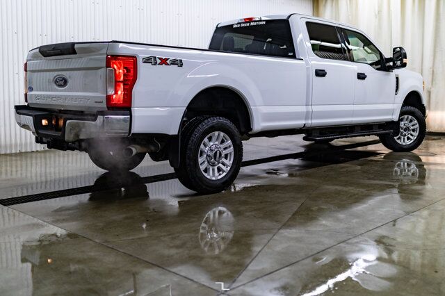 2018 Ford F-250 4x4 Crew Cab XLT Longbox PSeat BCam Red Deer AB