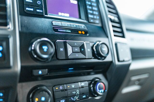 2018 Ford F-250 4x4 Crew Cab XLT Longbox PSeat BCam Red Deer AB