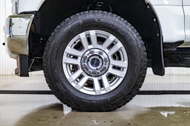 2018 Ford F-250 4x4 Crew Cab XLT Longbox PSeat BCam Red Deer AB