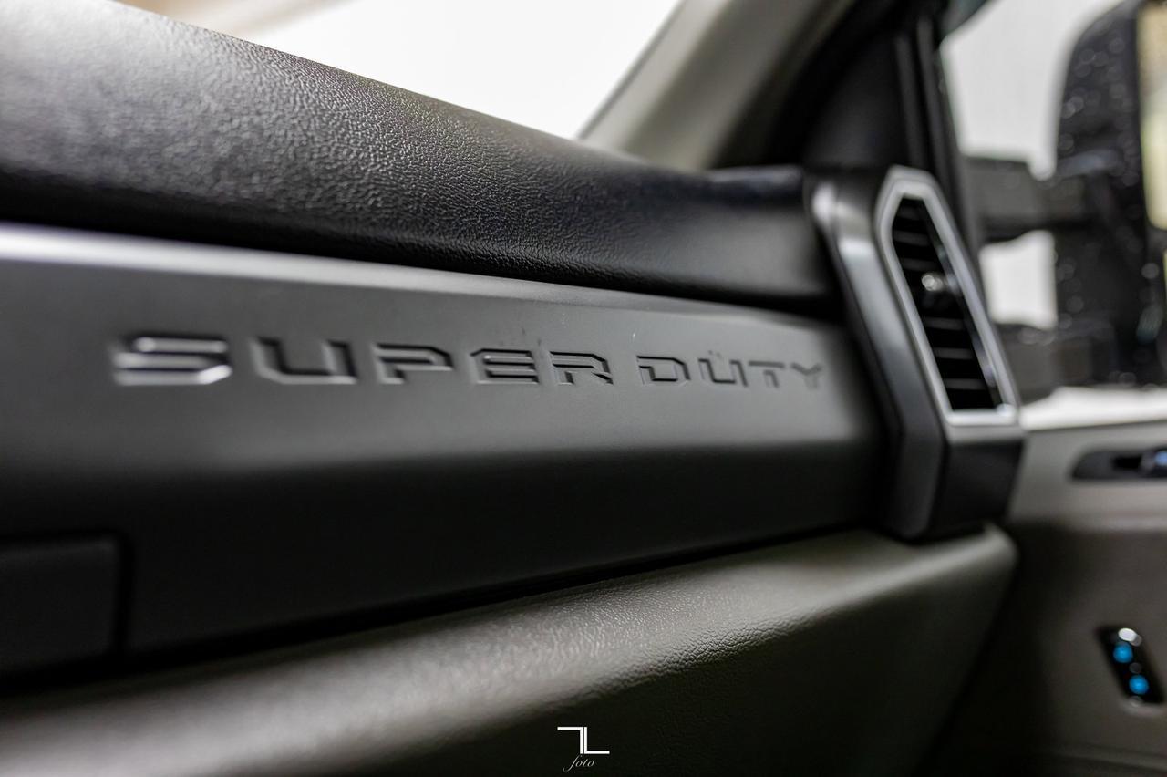 2018 Ford F-250 4x4 Reg Cab XLT FX4 Longbox BCam Red Deer AB