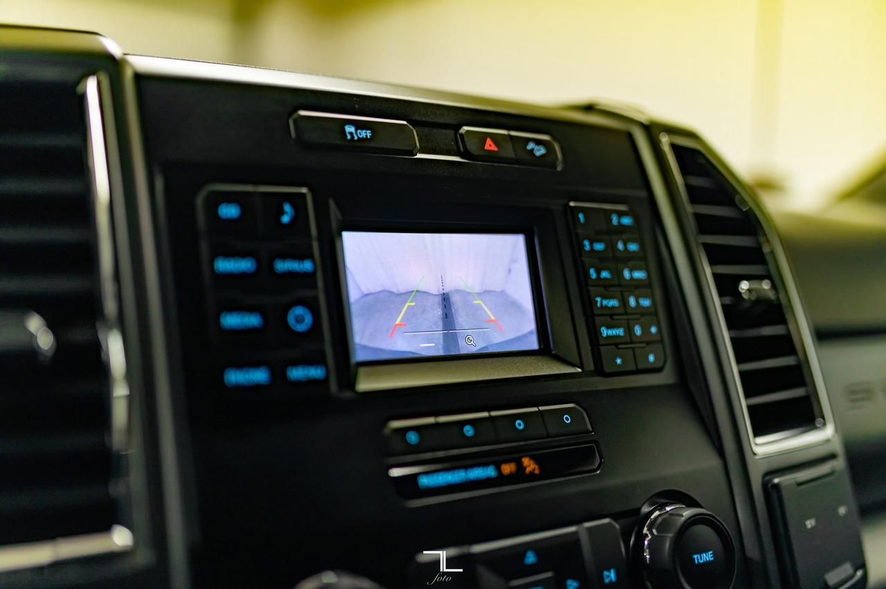 2018 Ford F-250 4x4 Reg Cab XLT FX4 Longbox BCam Red Deer AB