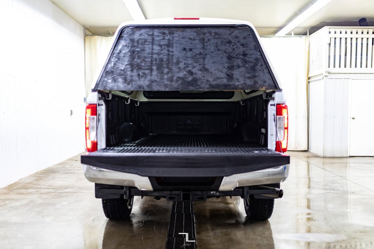 2018 Ford F-250 4x4 Reg Cab XLT FX4 Longbox BCam Red Deer AB