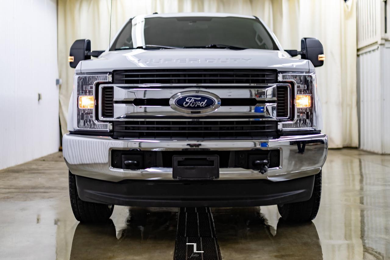 2018 Ford F-250 4x4 Reg Cab XLT FX4 Longbox BCam Red Deer AB