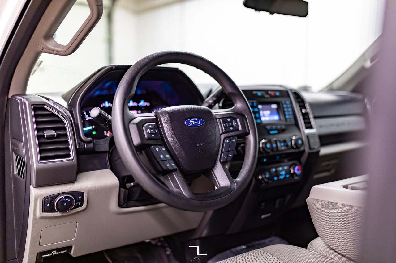 2018 Ford F-250 4x4 Reg Cab XLT FX4 Longbox BCam Red Deer AB