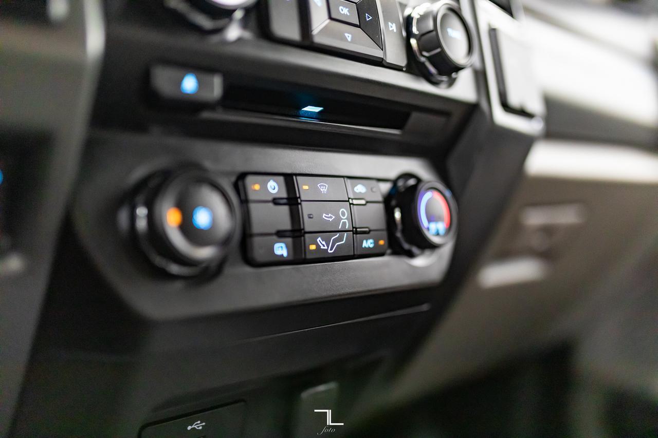 2018 Ford F-250 4x4 Reg Cab XLT FX4 Longbox BCam Red Deer AB