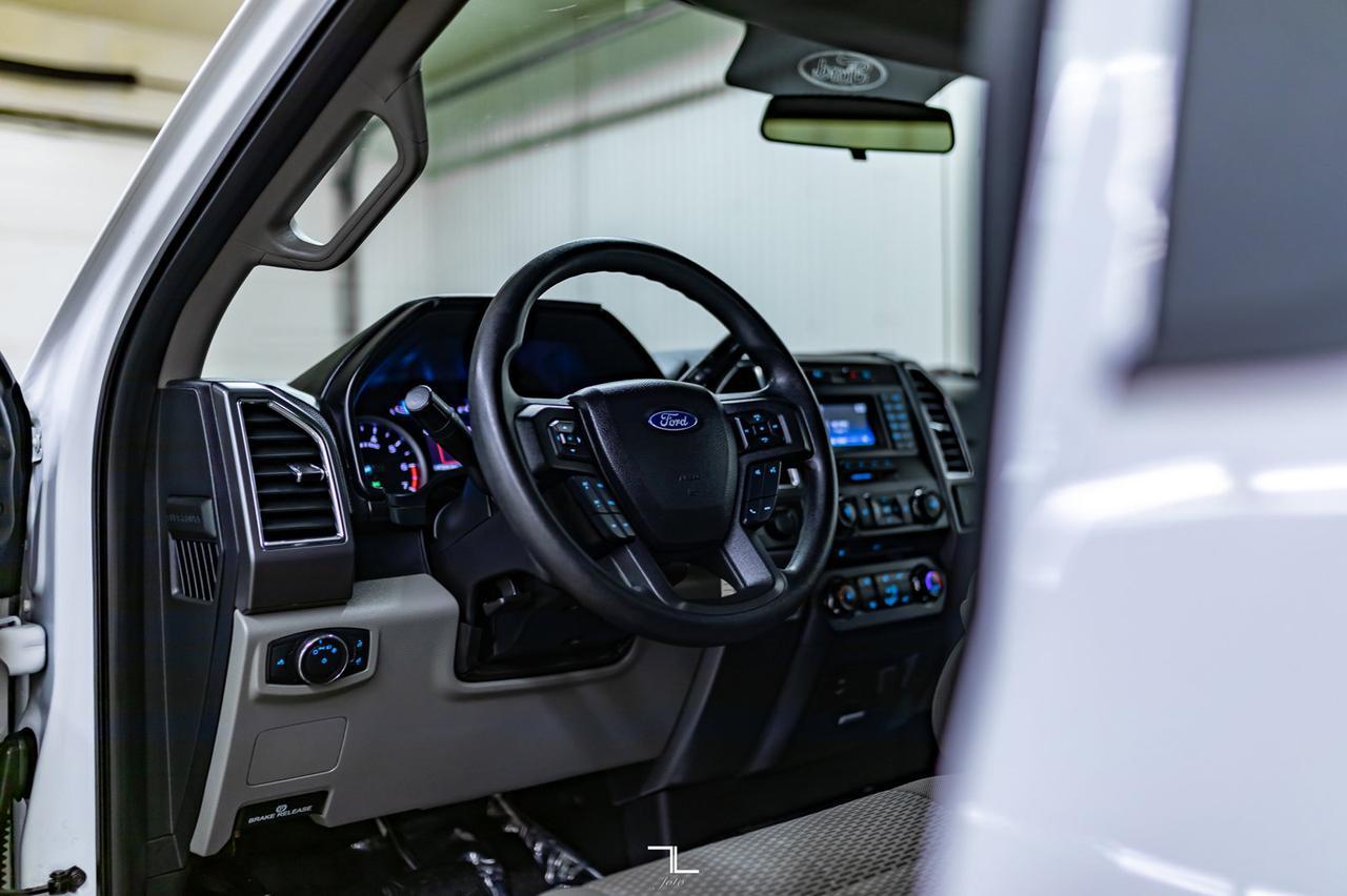 2018 Ford F-250 4x4 Reg Cab XLT FX4 Longbox BCam Red Deer AB