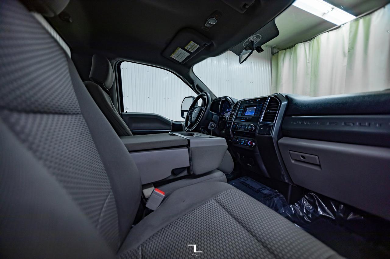 2018 Ford F-250 4x4 Reg Cab XLT FX4 Longbox BCam Red Deer AB