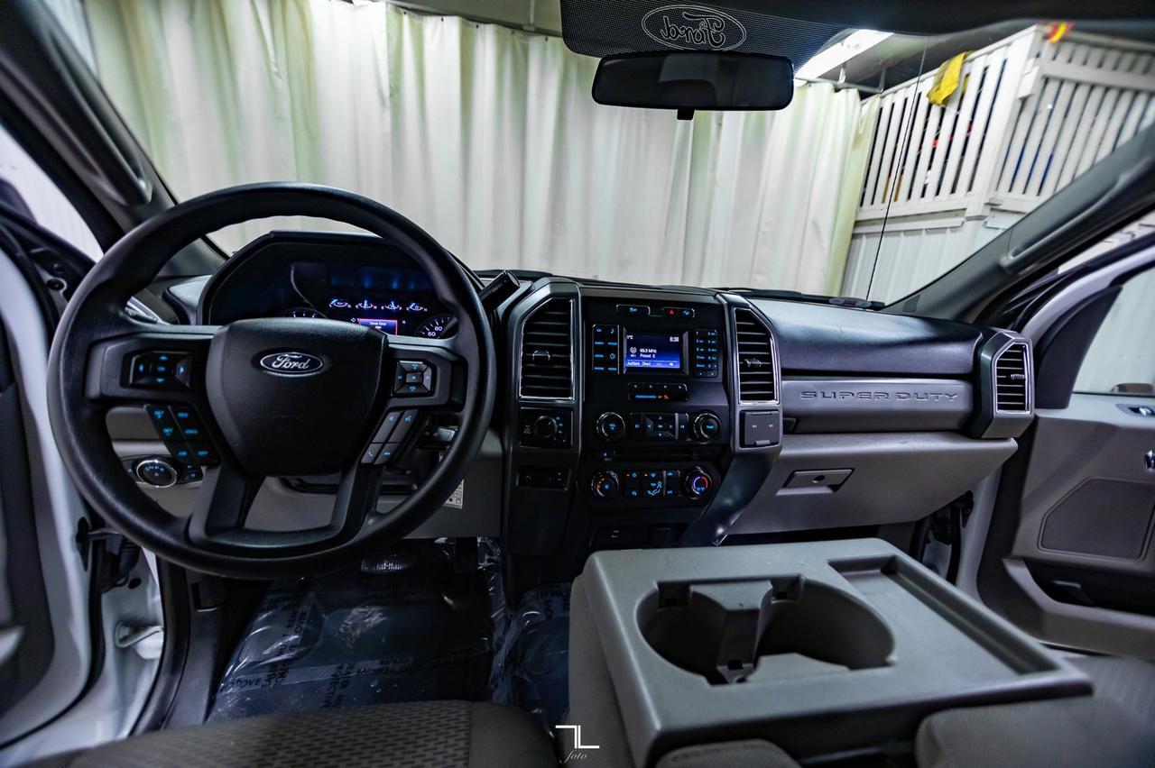 2018 Ford F-250 4x4 Reg Cab XLT FX4 Longbox BCam Red Deer AB