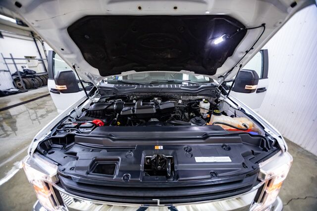 2018 Ford F-250 4x4 Reg Cab XLT FX4 Longbox BCam Red Deer AB