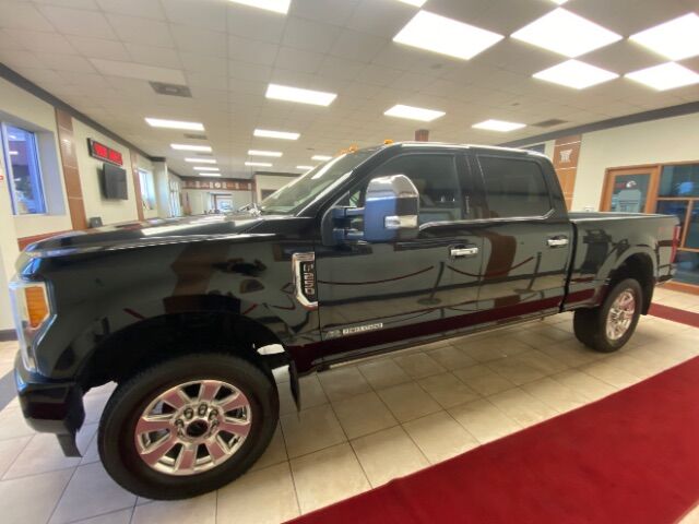 2018 Ford F-250 Platinum W/ Medium Bed