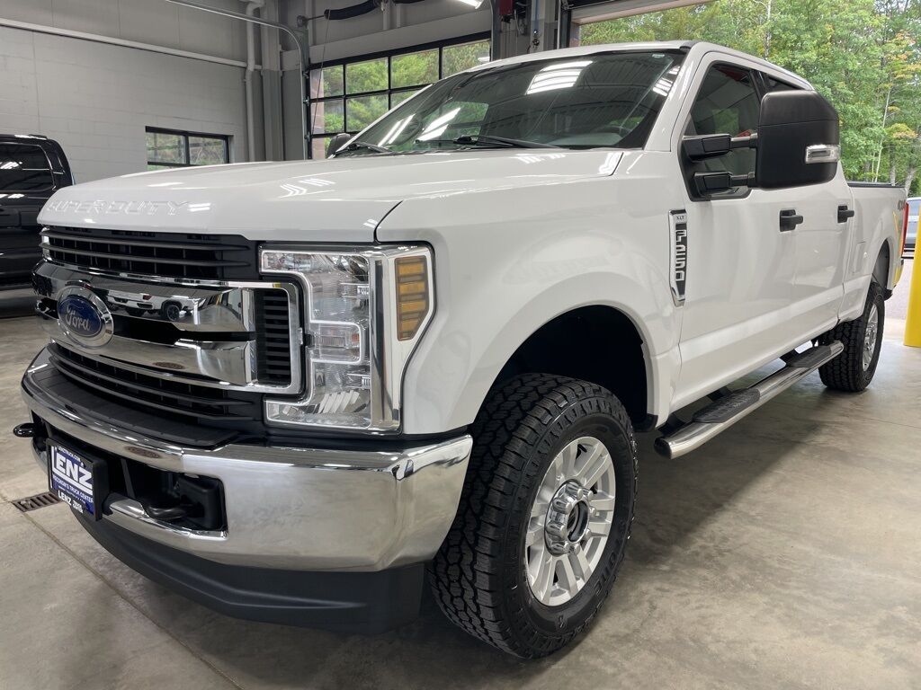 2018 Ford F-250 Super Duty 4x4 Crew Cab XLT Minocqua WI